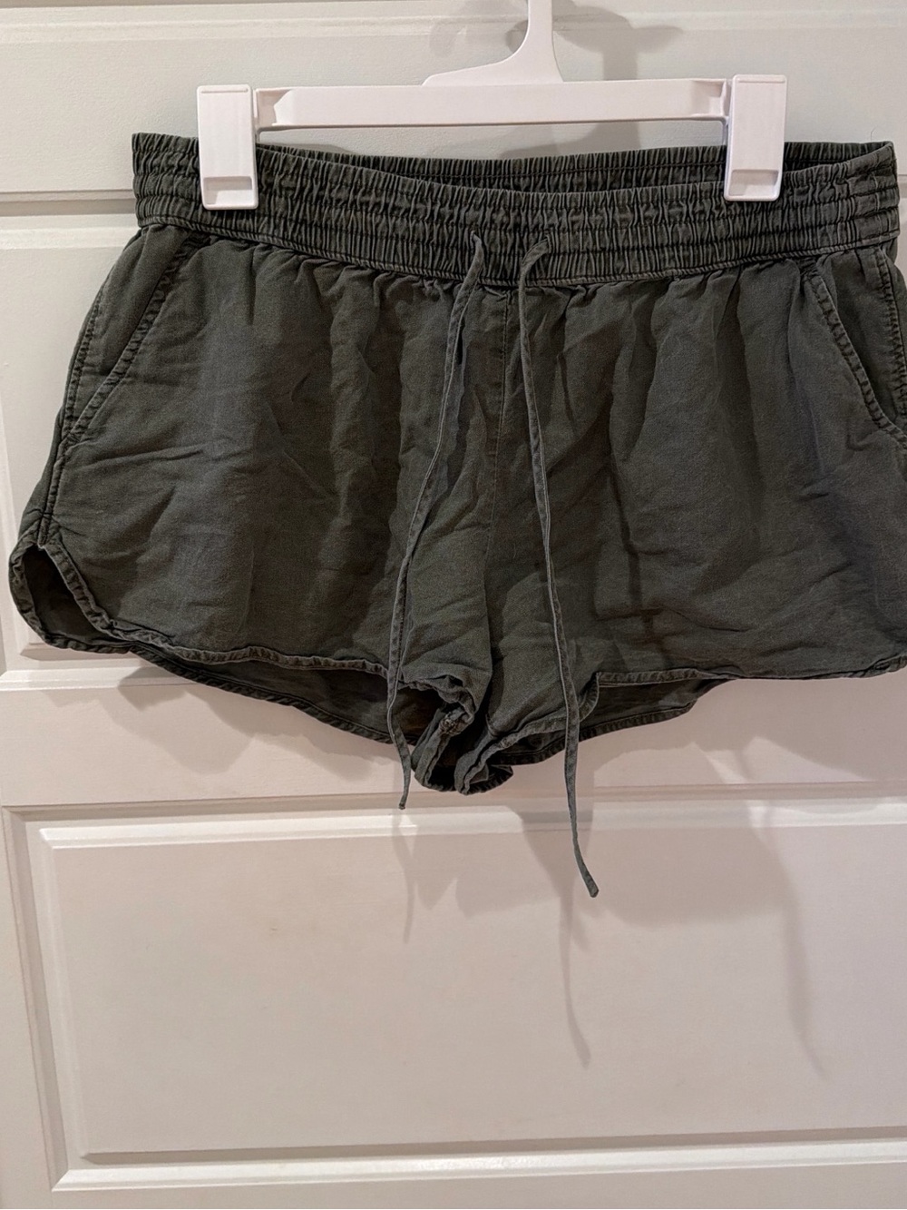 Hollister Olive Green Drawstring linen Shorts